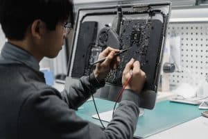 Right-to-Repair: The Gadgets You Can Fix Yourself