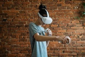 How Retailers Are Using Virtual Reality for Product Demos
