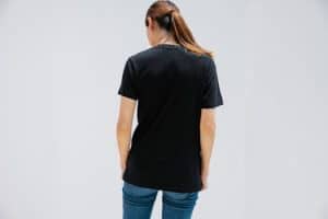 Accessorizing for Impact: Elevating Simple Outfits