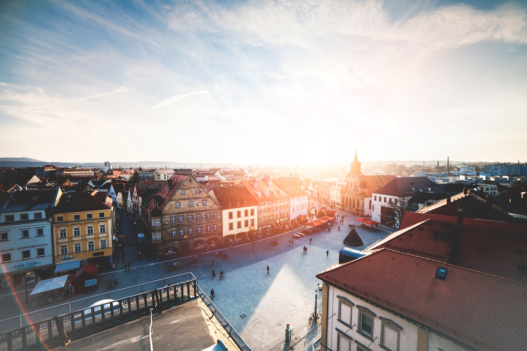 The Role of Cars in Smart City Ecosystems